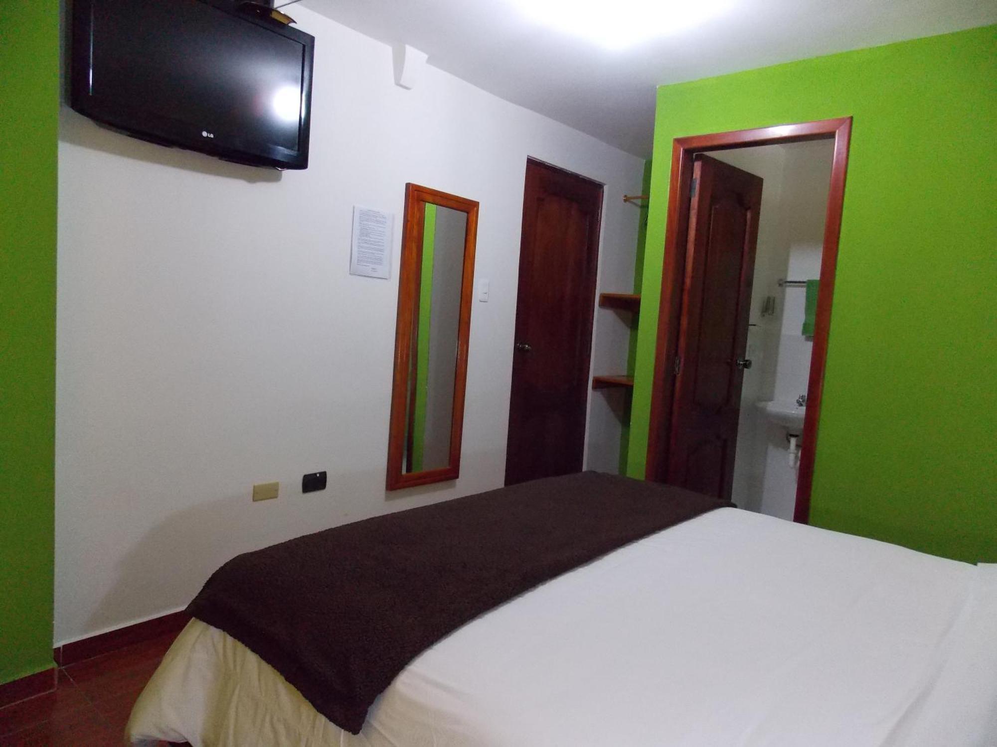 Green House Araque Inn Otavalo Luaran gambar